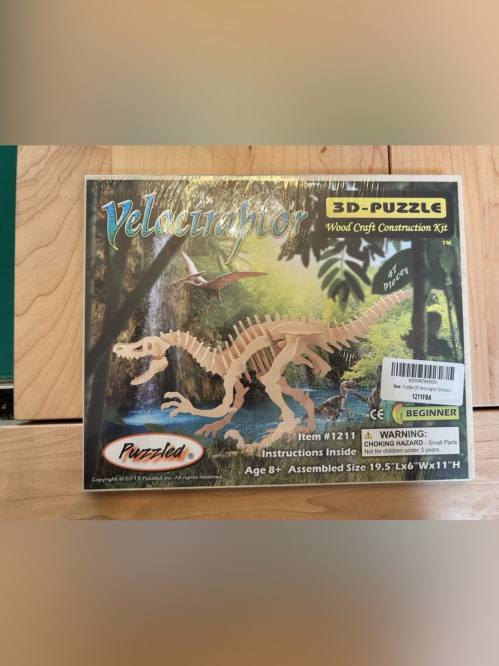 New NIP sealed small wooden velociraptor dinosaur 3d puzzle 19.5” long